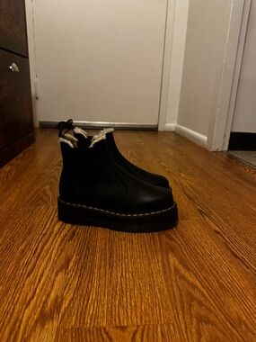 Dr. Martens Chelsea Boots